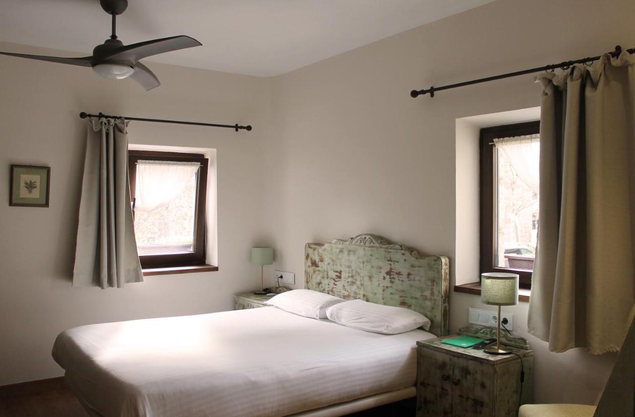 Los Corrales De Soto Hotell Soto Real Eksteriør bilde
