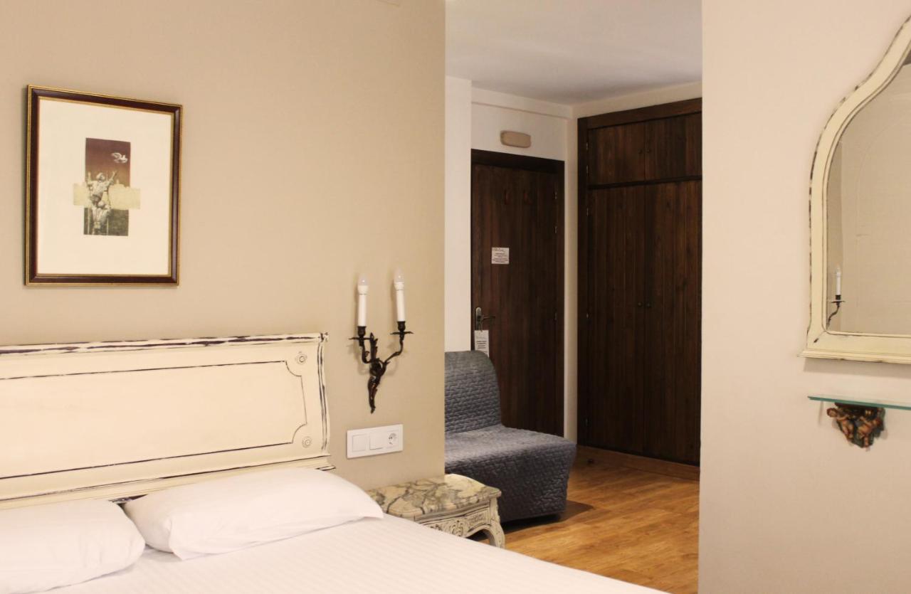 Los Corrales De Soto Hotell Soto Real Eksteriør bilde