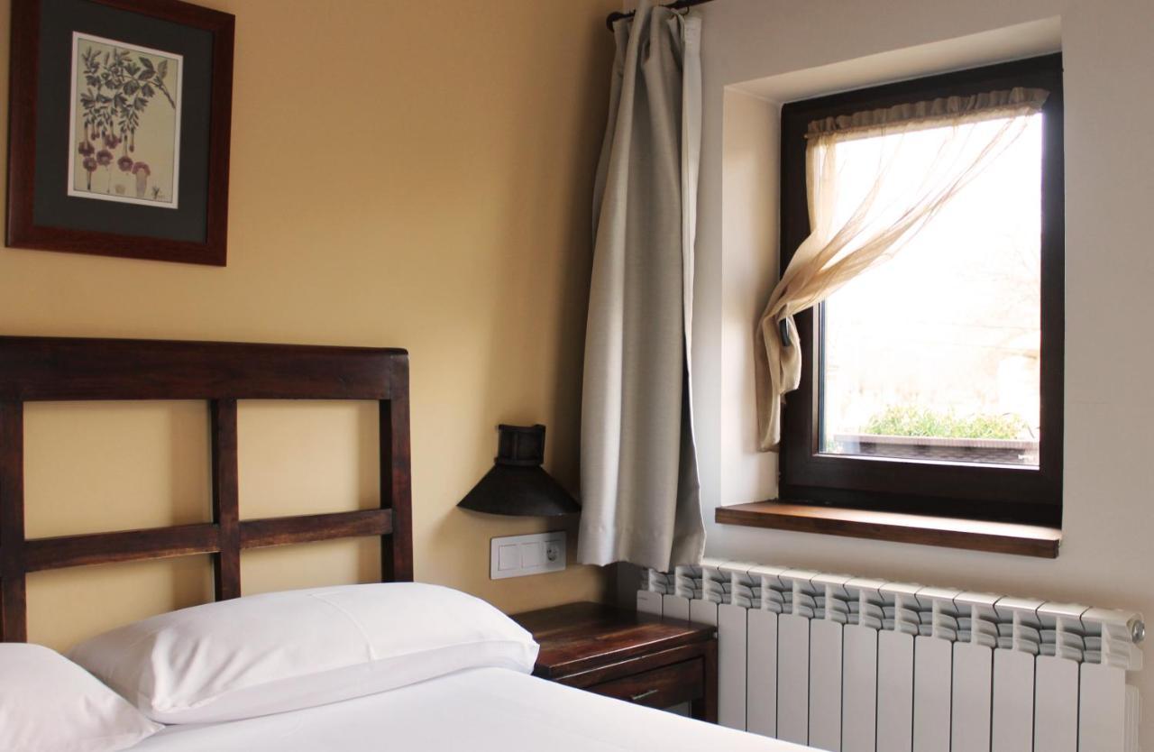 Los Corrales De Soto Hotell Soto Real Eksteriør bilde