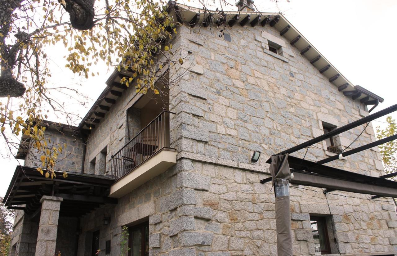 Los Corrales De Soto Hotell Soto Real Eksteriør bilde