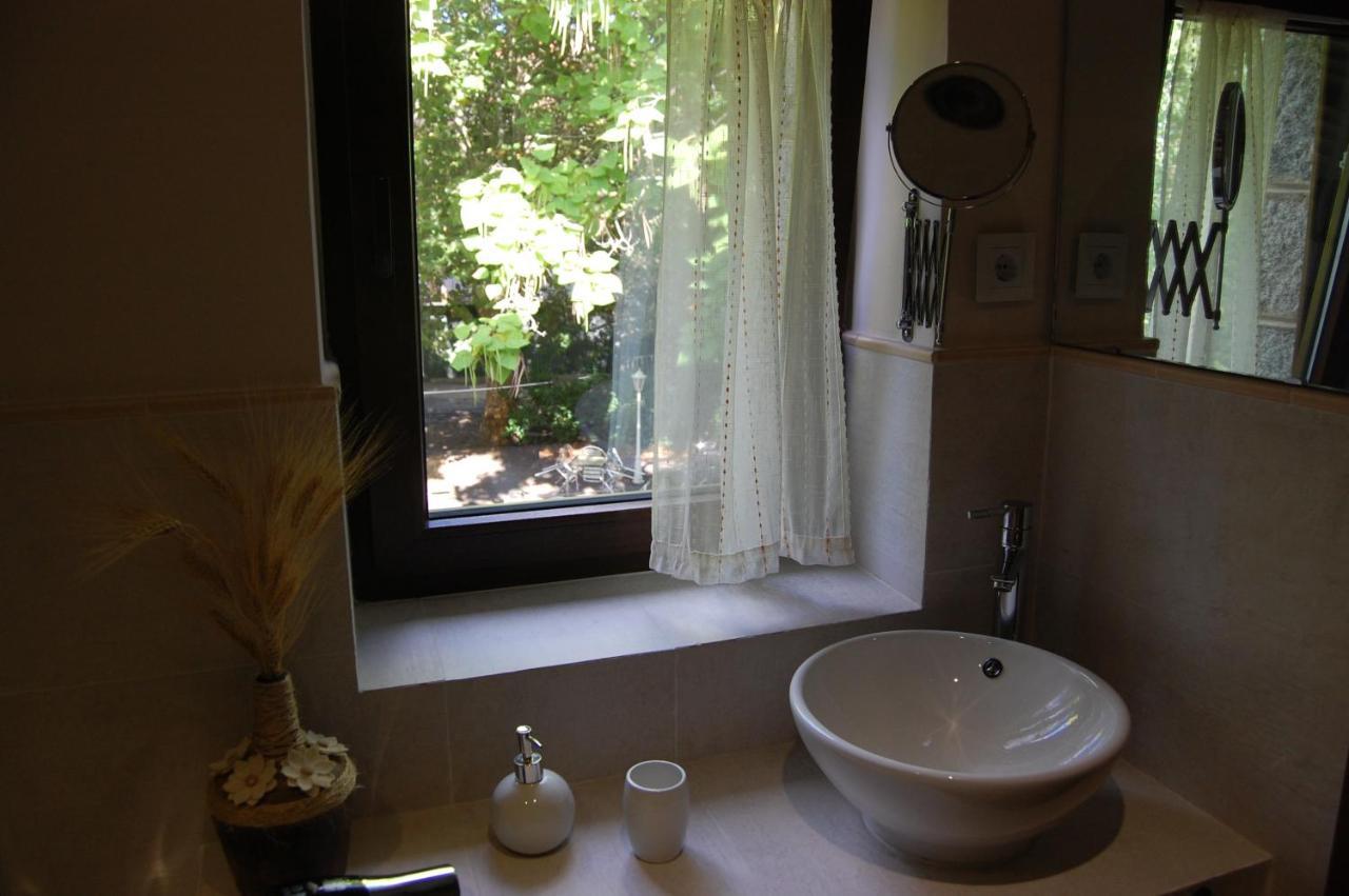 Los Corrales De Soto Hotell Soto Real Eksteriør bilde